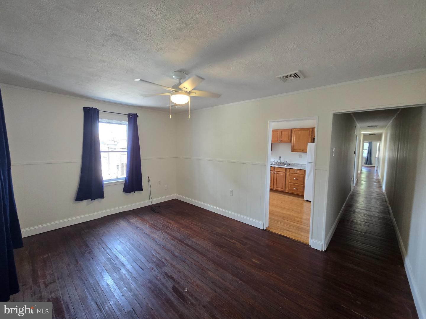 130 S Broadway Property Photo 12