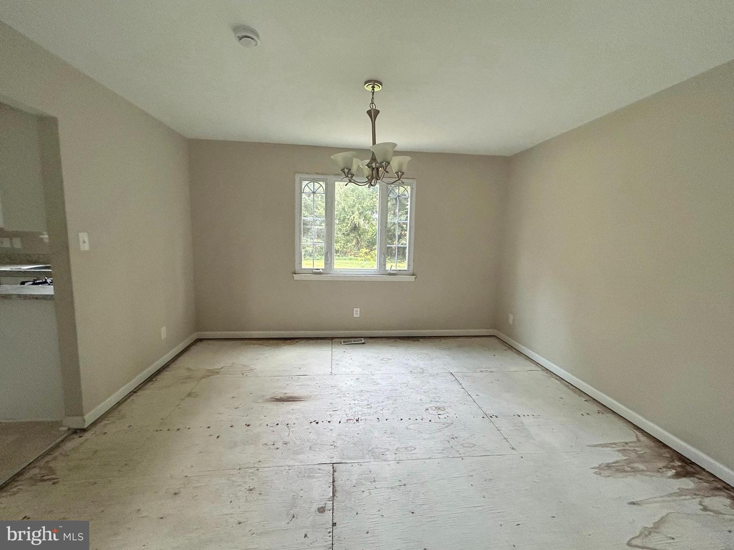 6 Harrell Ave Property Photo 3