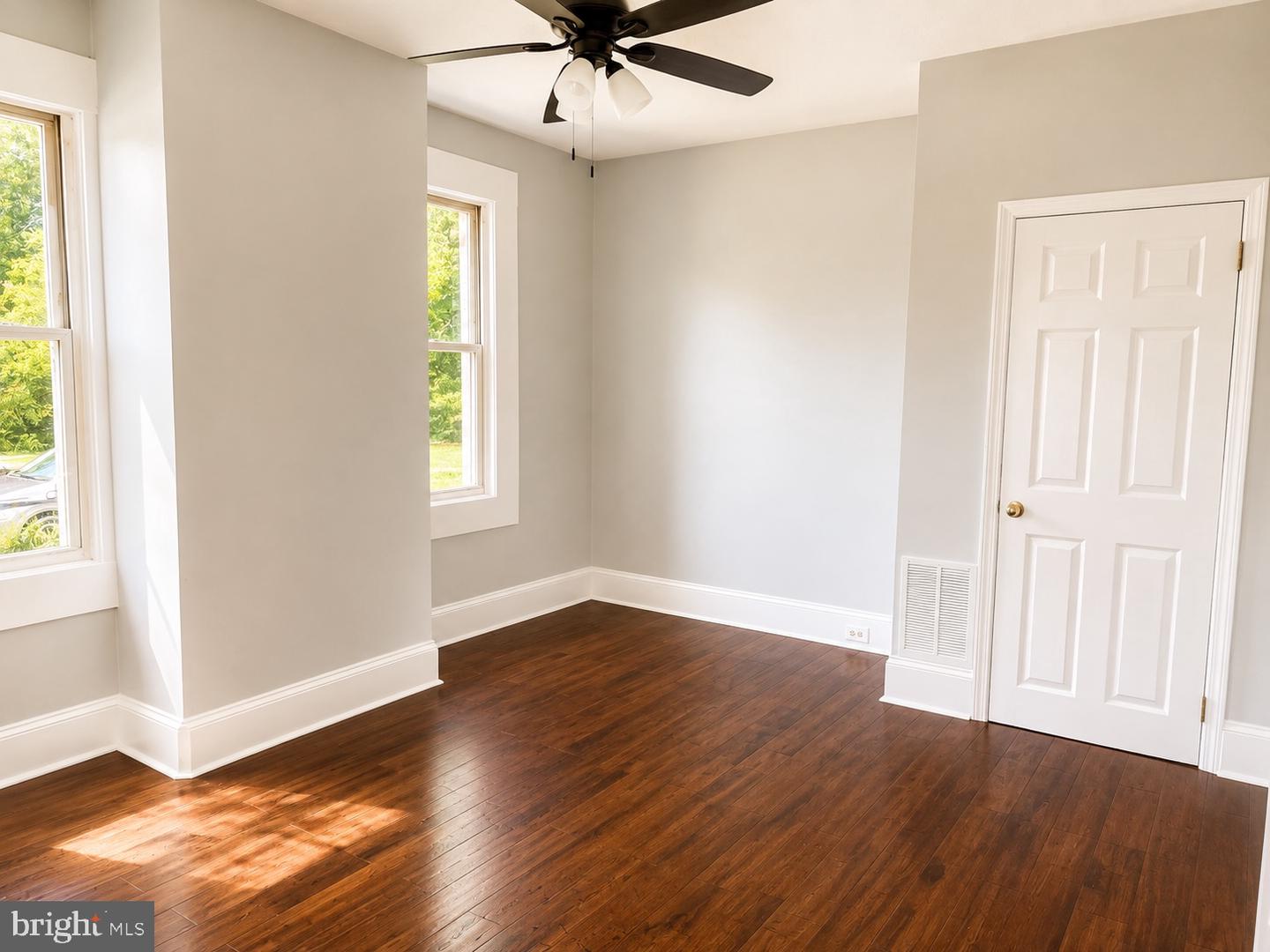 227 N Main St #a Property Photo 11
