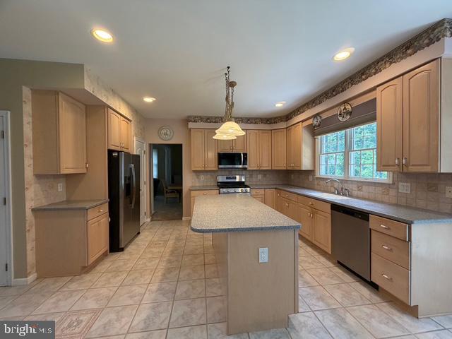 106 Hilltop Ct Property Photo 11