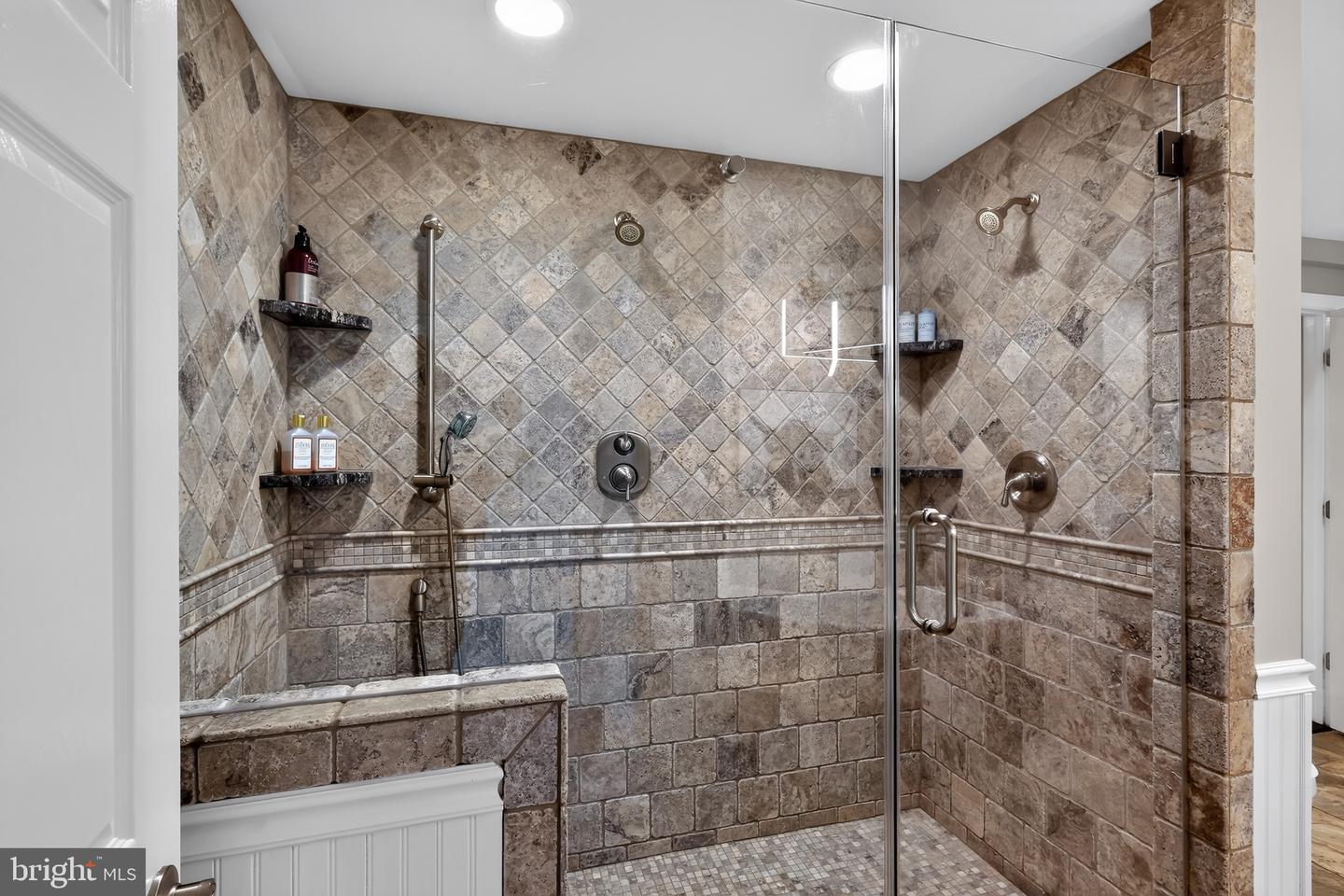 60 Laurel Dr Property Photo 25