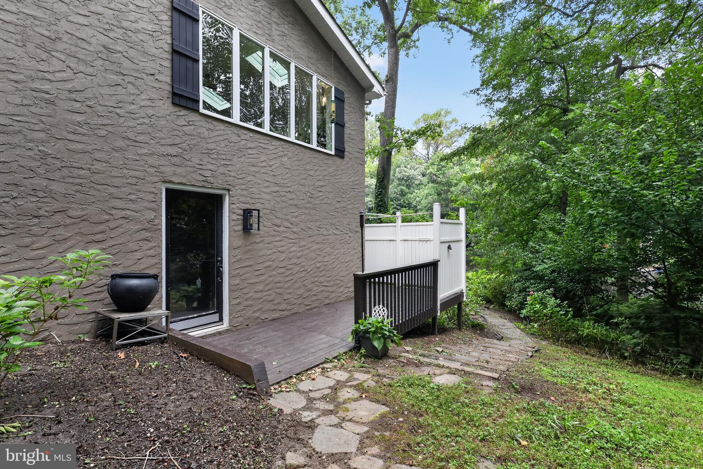 60 Laurel Dr Property Photo 33