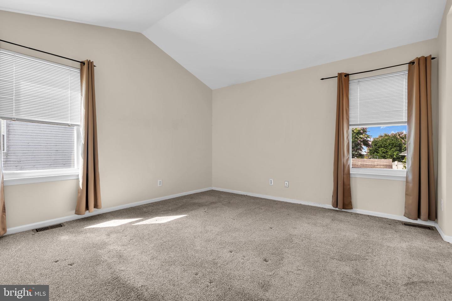 206 Clevenger Dr Property Photo 28