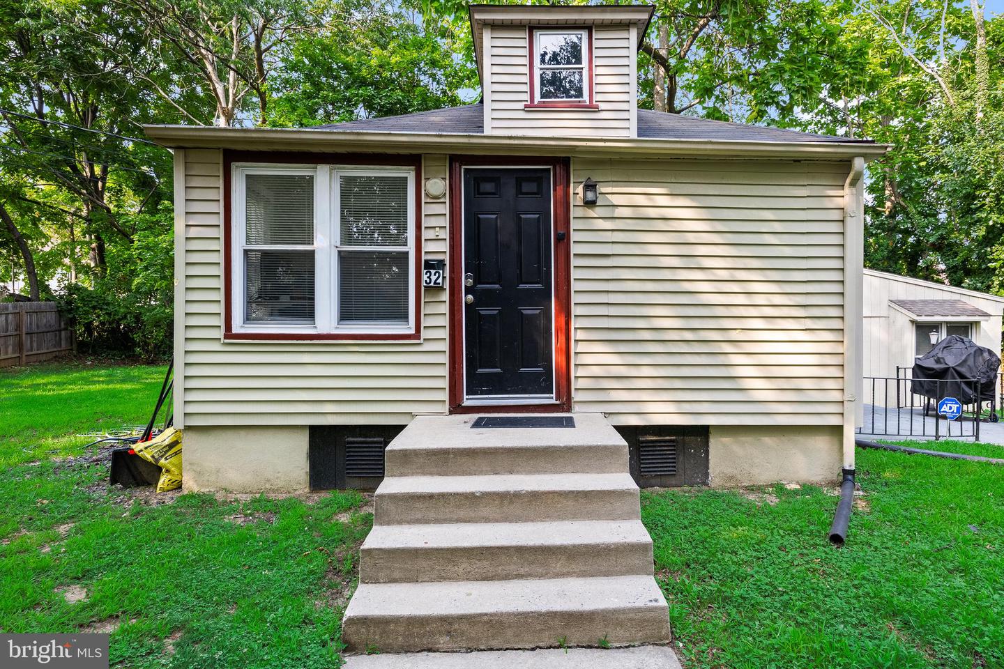 32 Reid St Property Photo 3