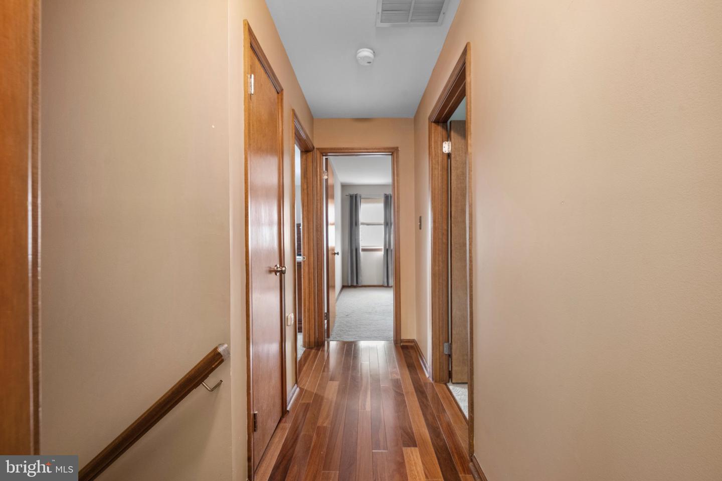 8 Williamsburg Ct Property Photo 18