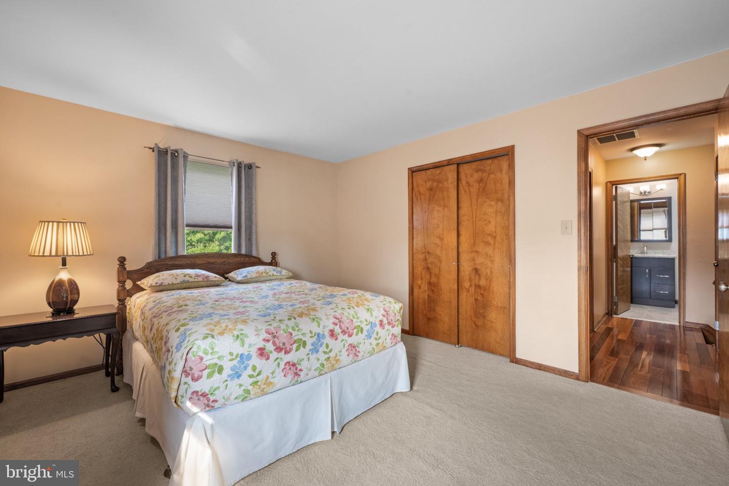 8 Williamsburg Ct Property Photo 19