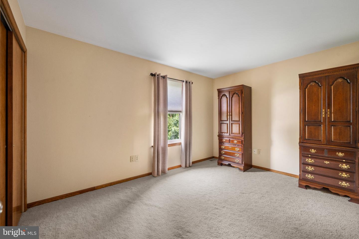 8 Williamsburg Ct Property Photo 20