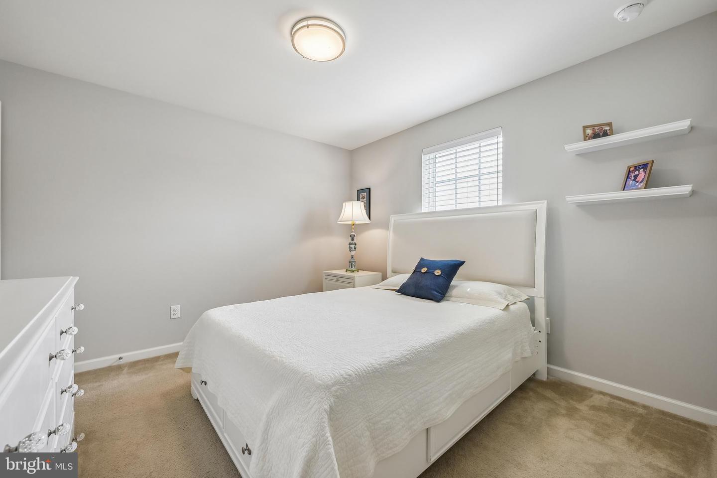 1008 Shira Ct Property Photo 15