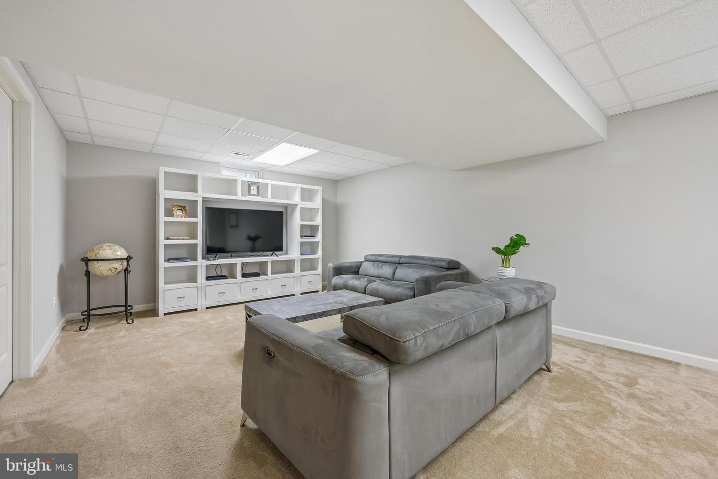 1008 Shira Ct Property Photo 21