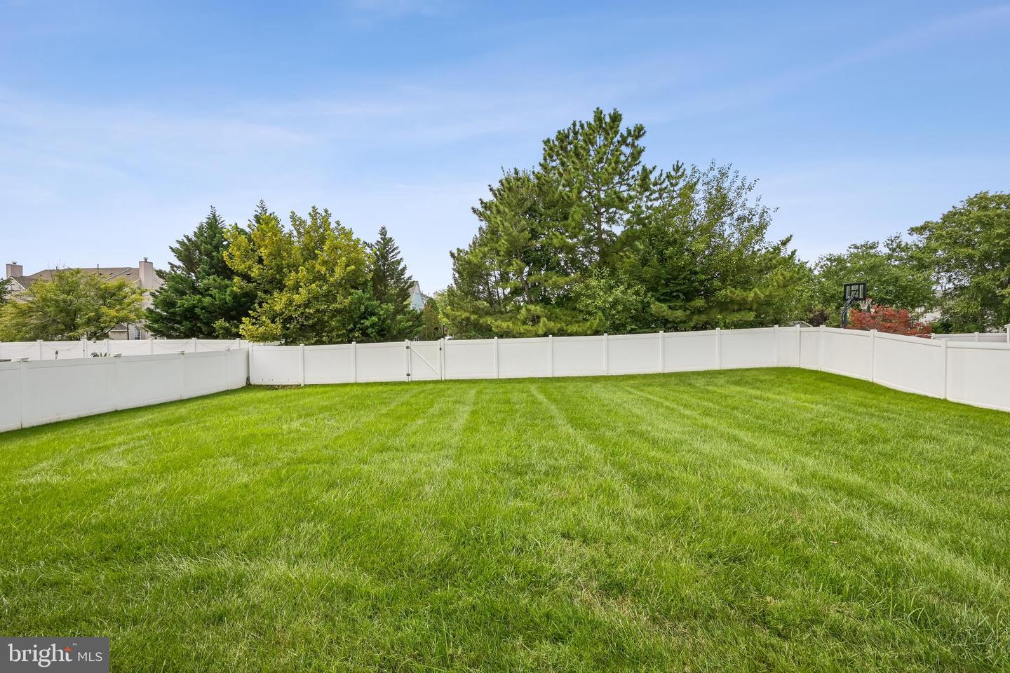 1008 Shira Ct Property Photo 24
