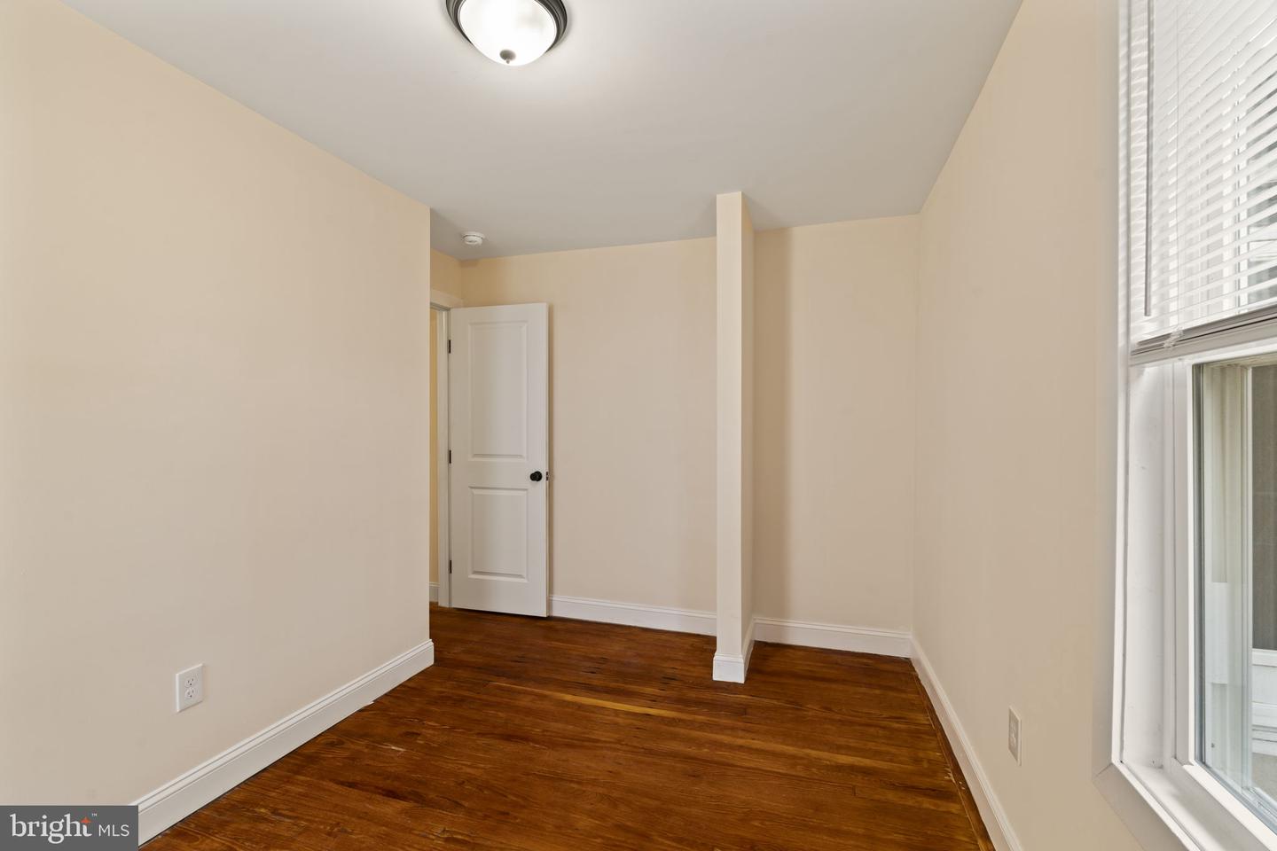 301 University Blvd Property Photo 33