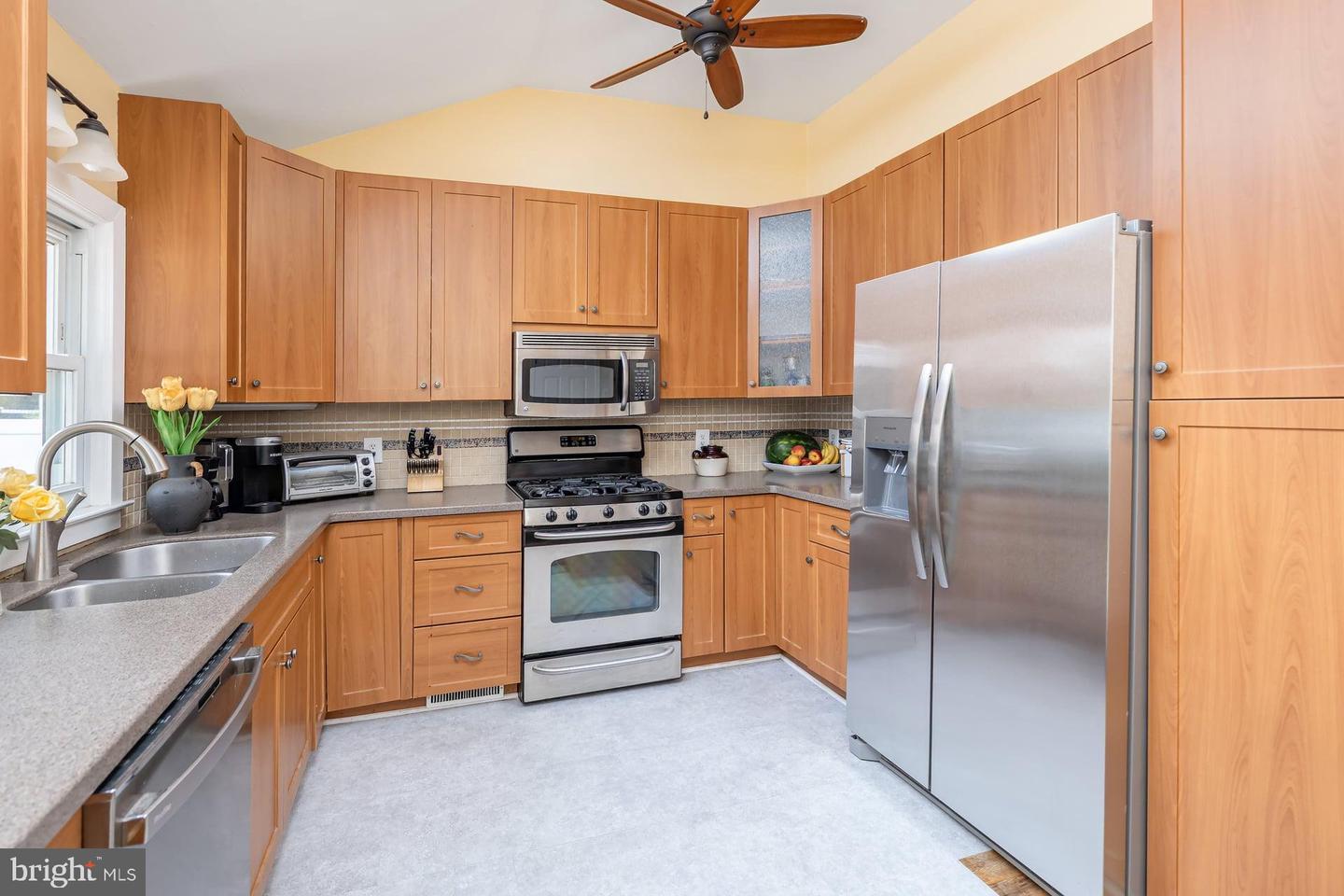 30 Budd Blvd Property Photo 3