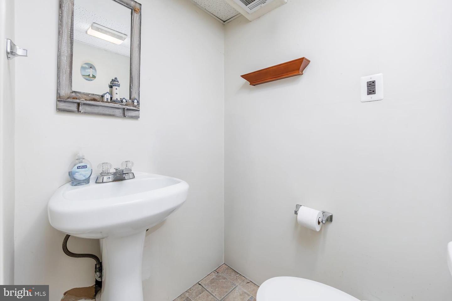 30 Budd Blvd Property Photo 16
