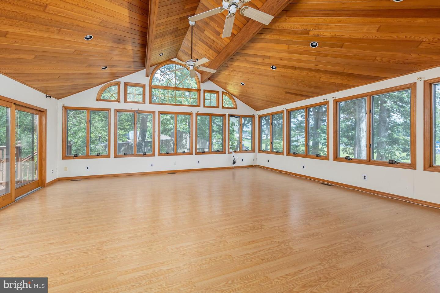8 Grove St Property Photo 1