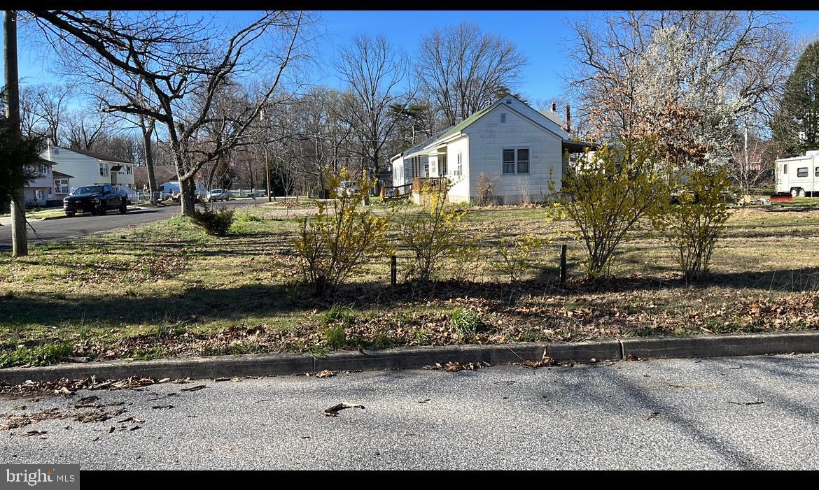 1561 Lafayette St Property Photo 5