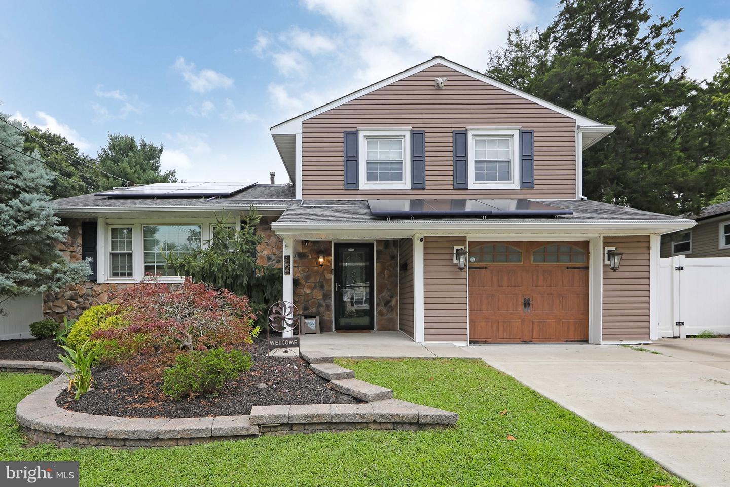10 Forrest Dr Property Photo 2