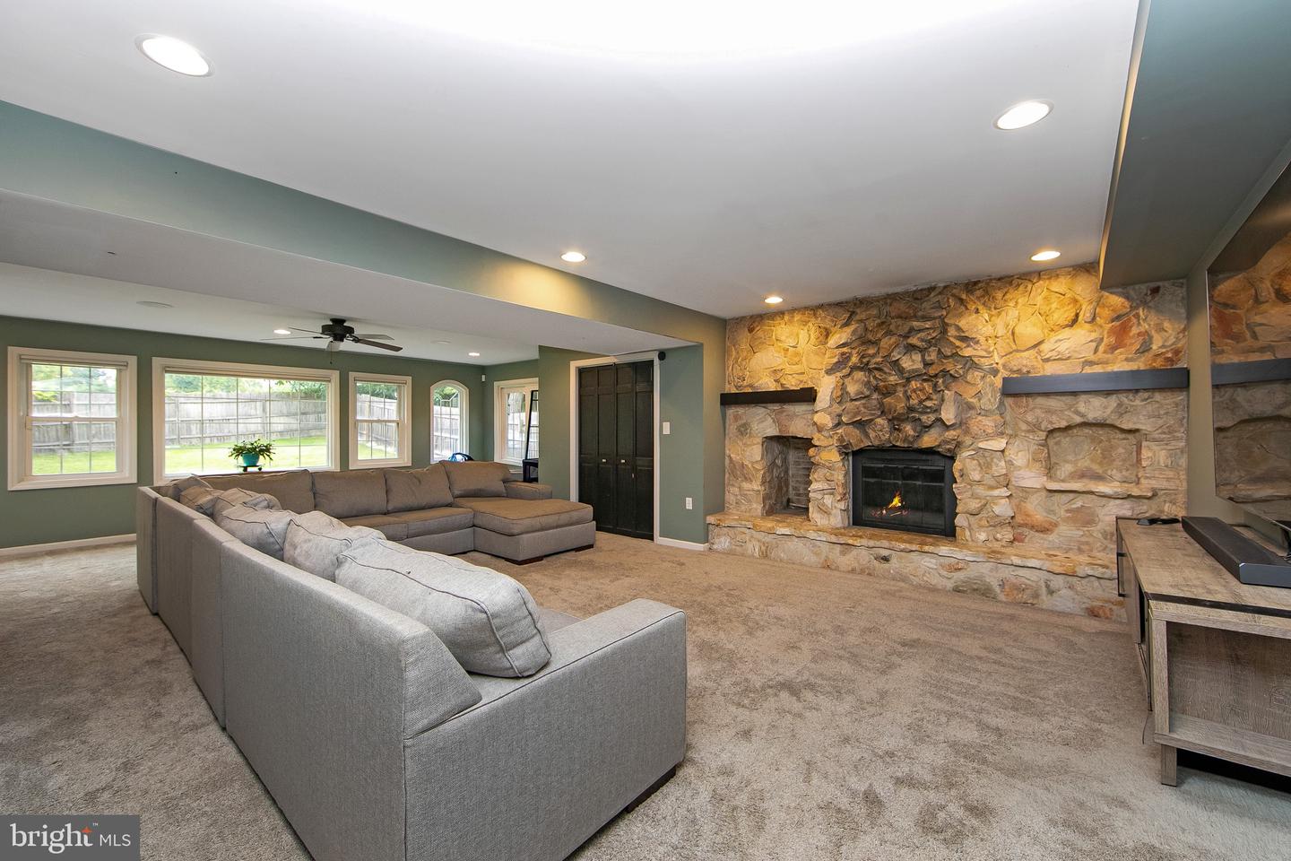 10 Forrest Dr Property Photo 22