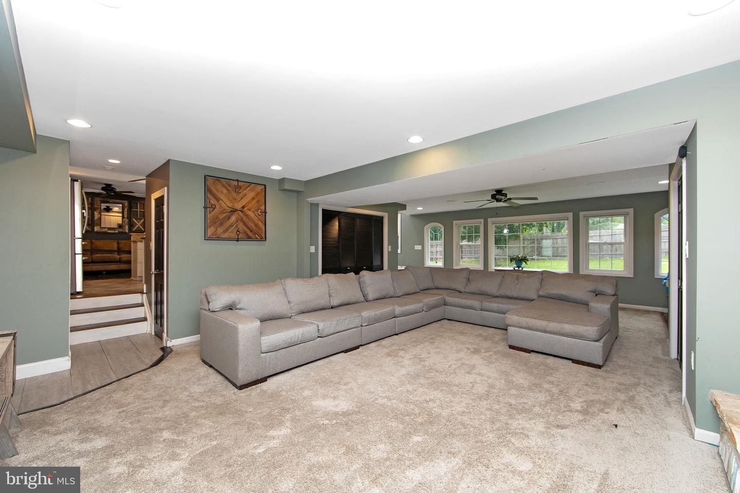 10 Forrest Dr Property Photo 24