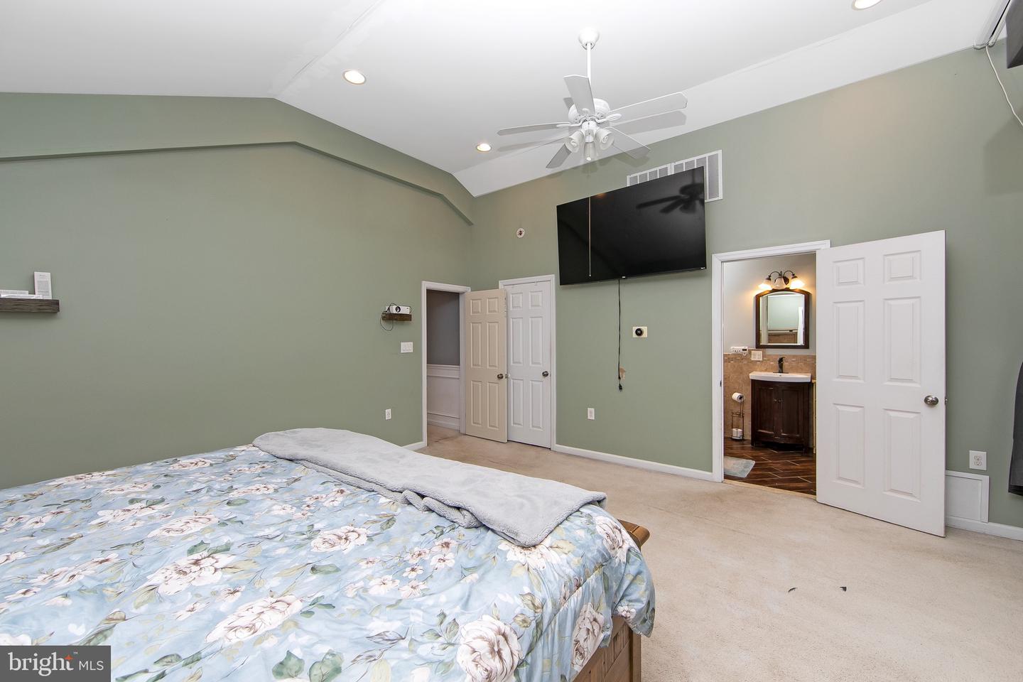 10 Forrest Dr Property Photo 29