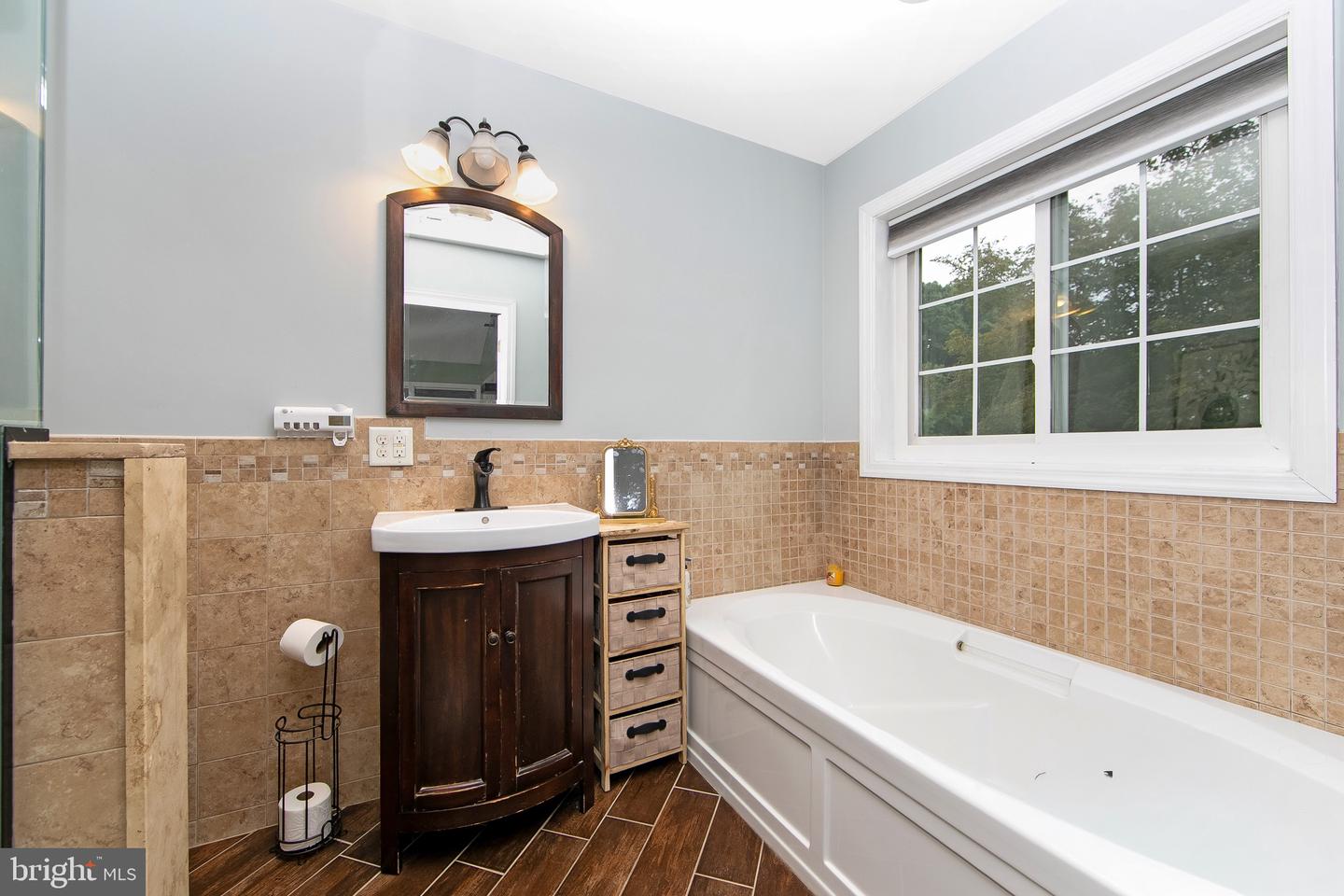 10 Forrest Dr Property Photo 30