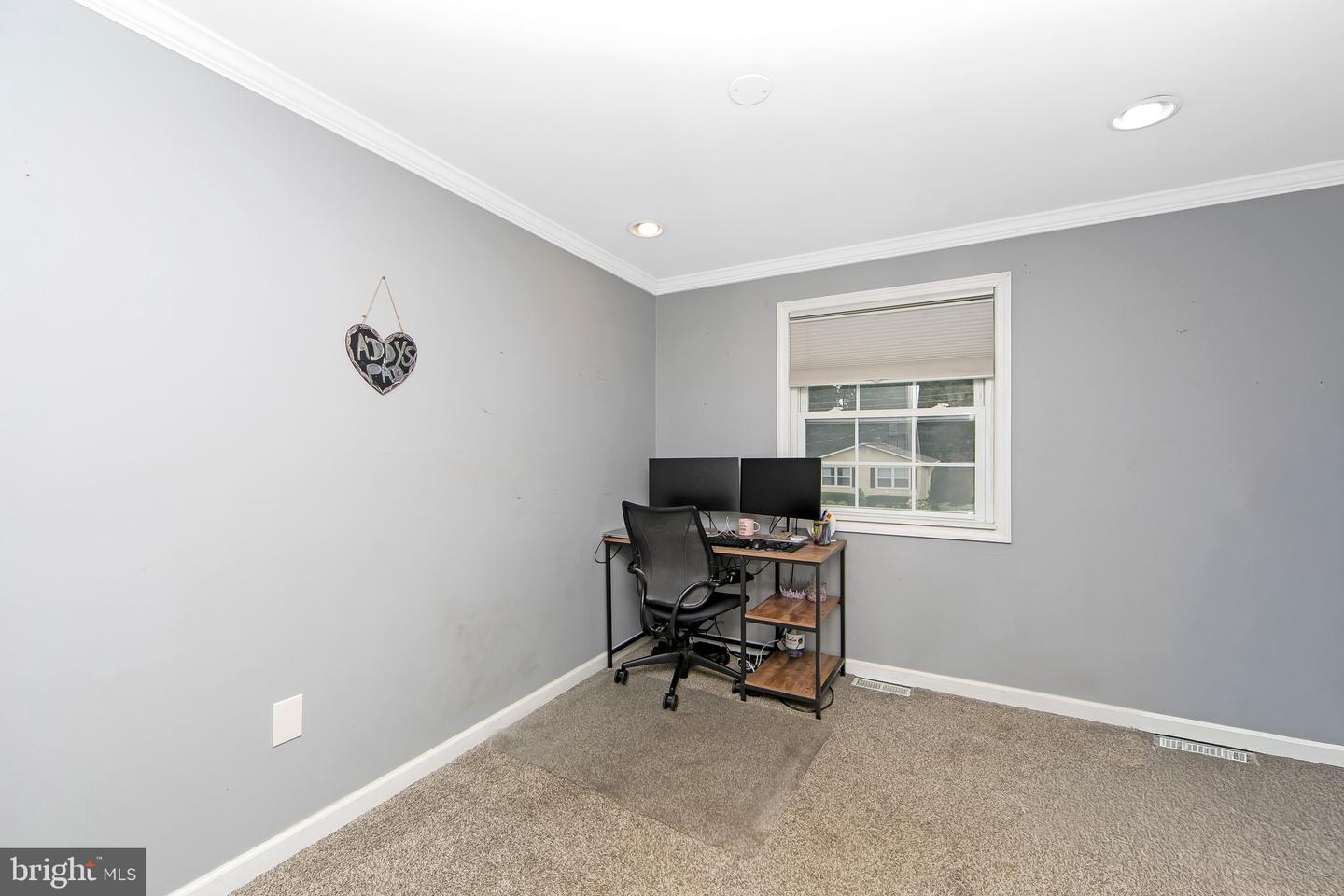 10 Forrest Dr Property Photo 38