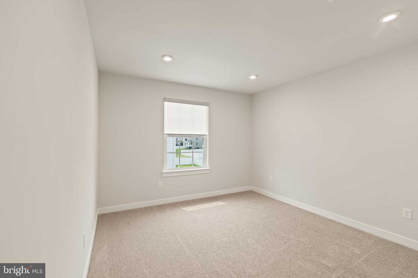 149 Merseyside Dr Property Photo 23