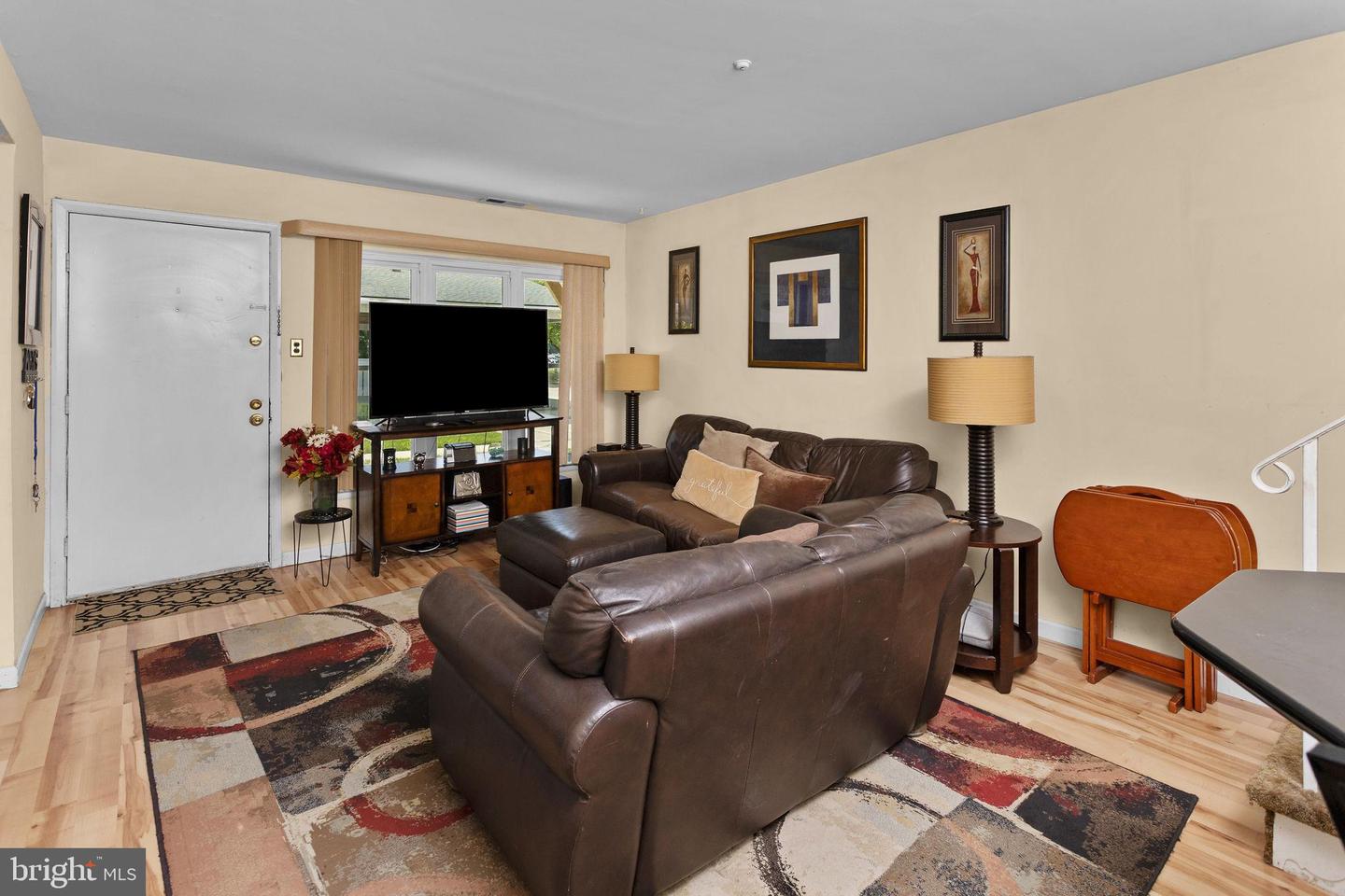 20 Maplewood Property Photo 3