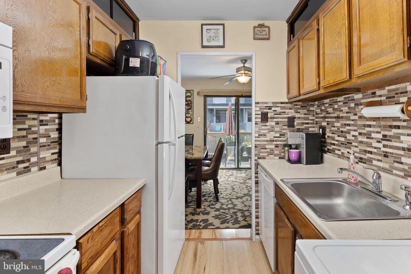 20 Maplewood Property Photo 10
