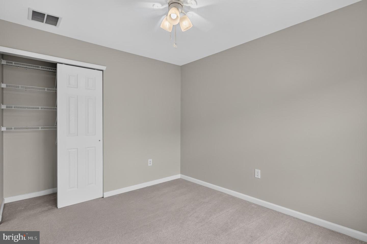 124 Chancellor Property Photo 22