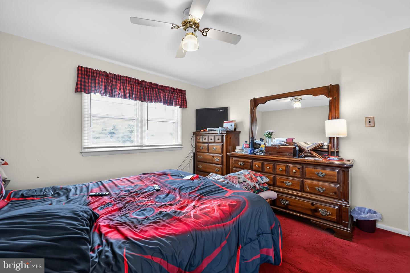 180 Swedesboro Ave Property Photo 11