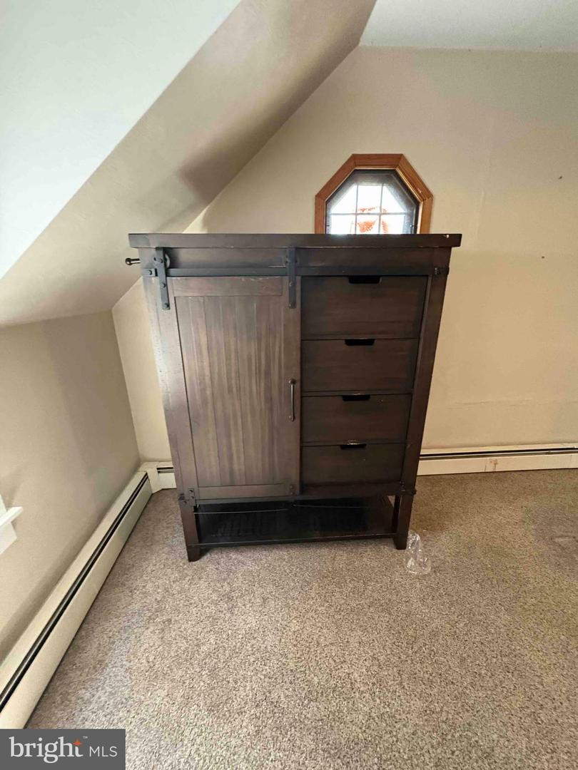 14 Arch St Property Photo 29