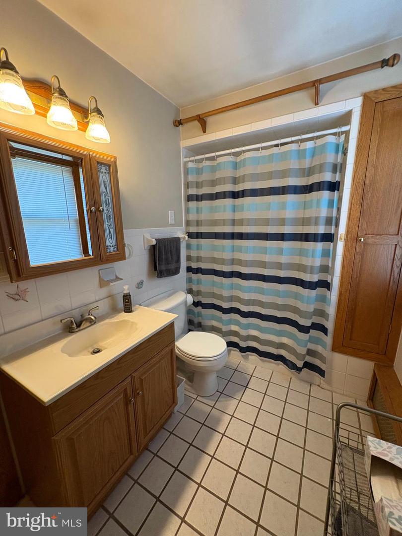 14 Arch St Property Photo 30
