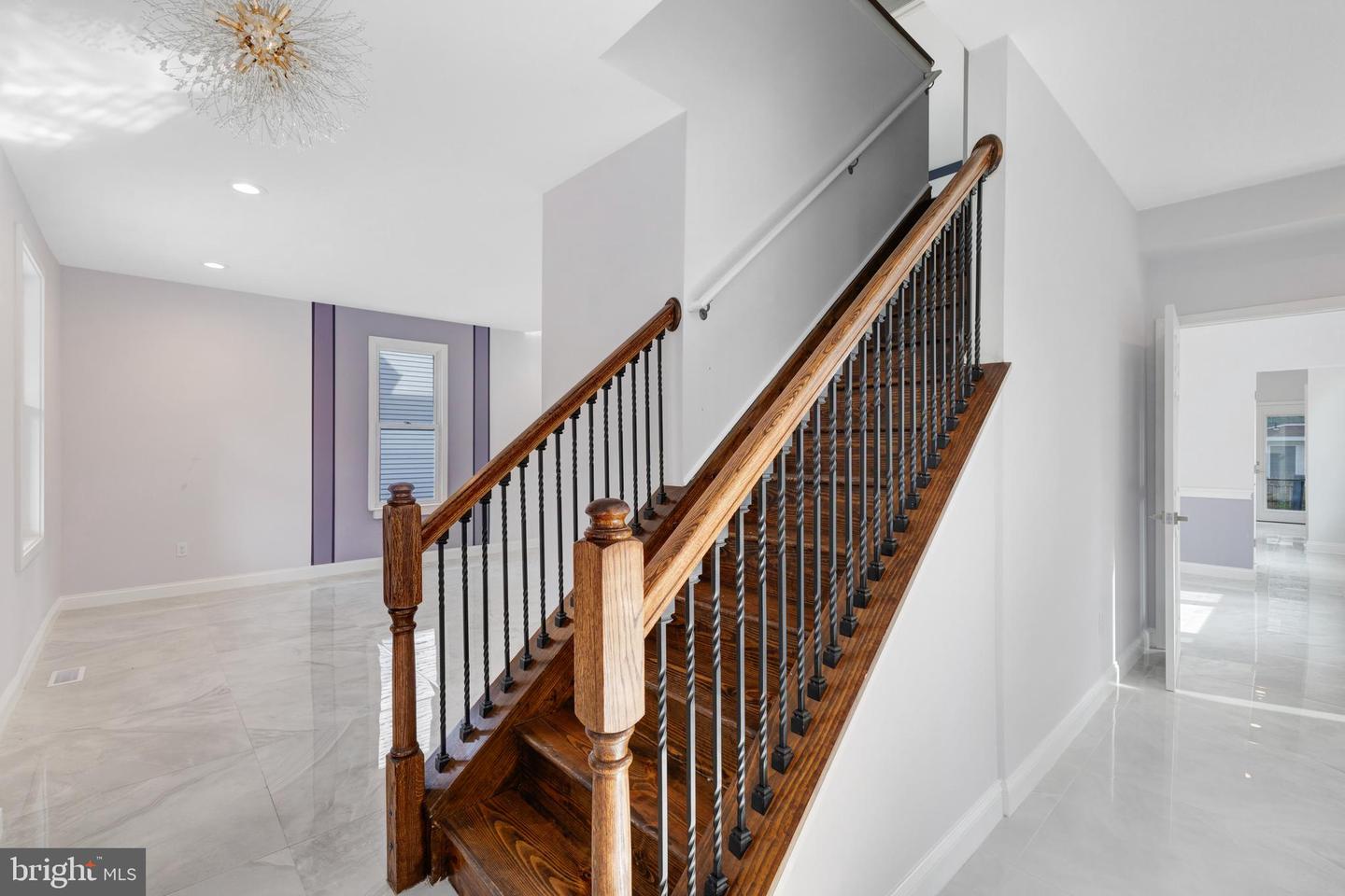 45 E Centre St Property Photo 19