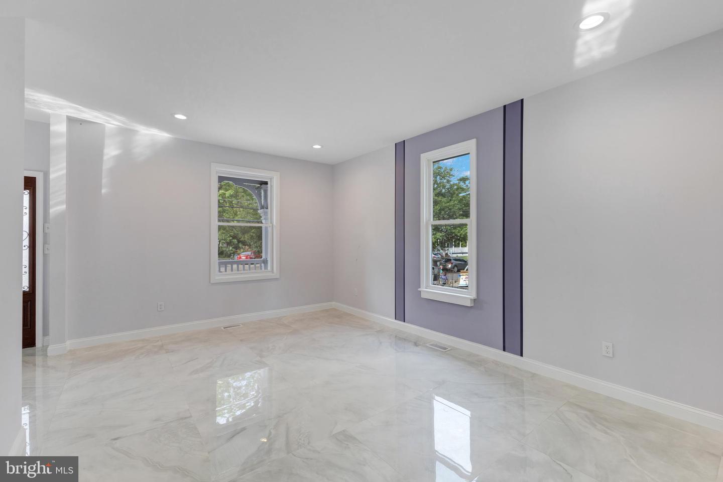 45 E Centre St Property Photo 23