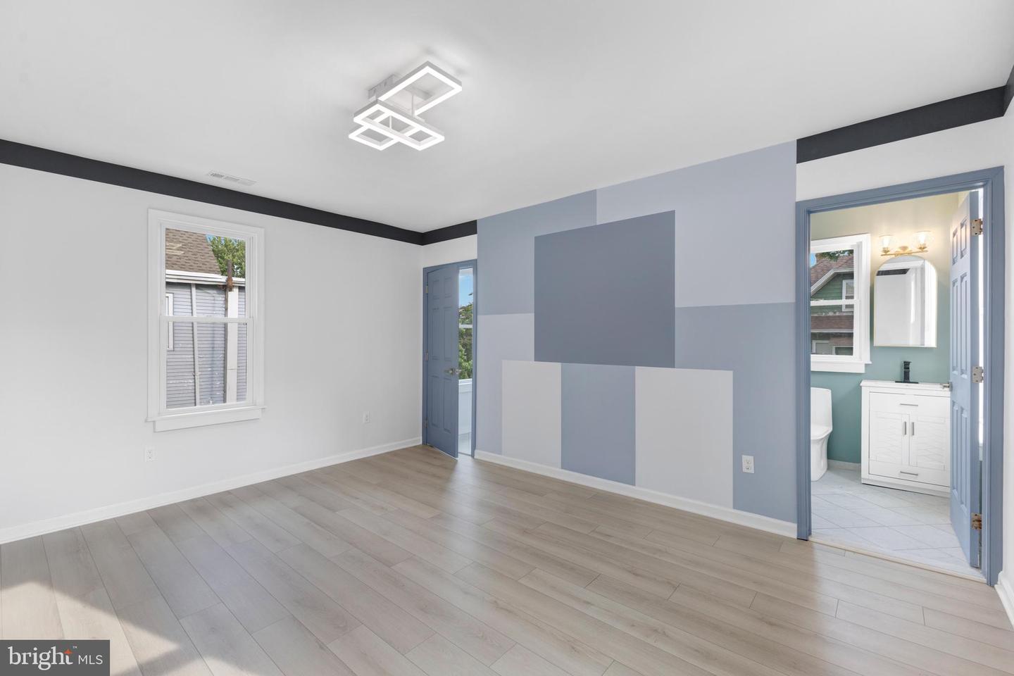 45 E Centre St Property Photo 32