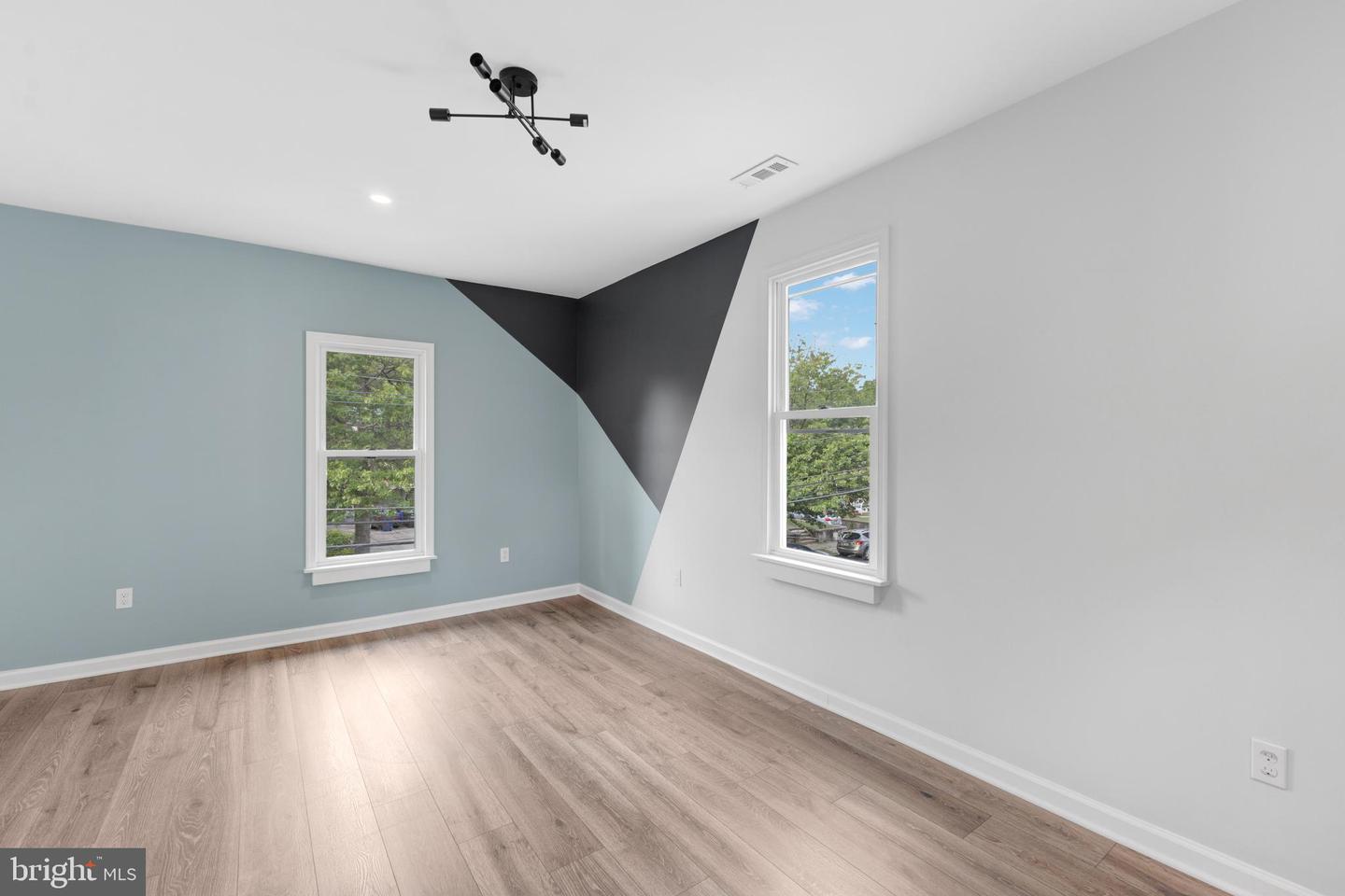 45 E Centre St Property Photo 35