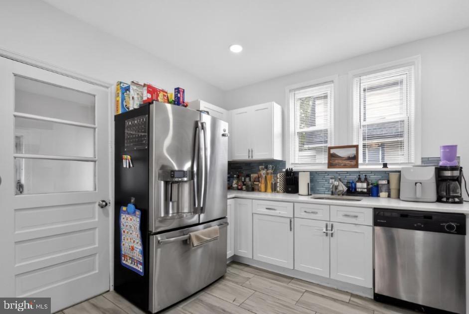 437 Sheridan Ave Property Photo 6
