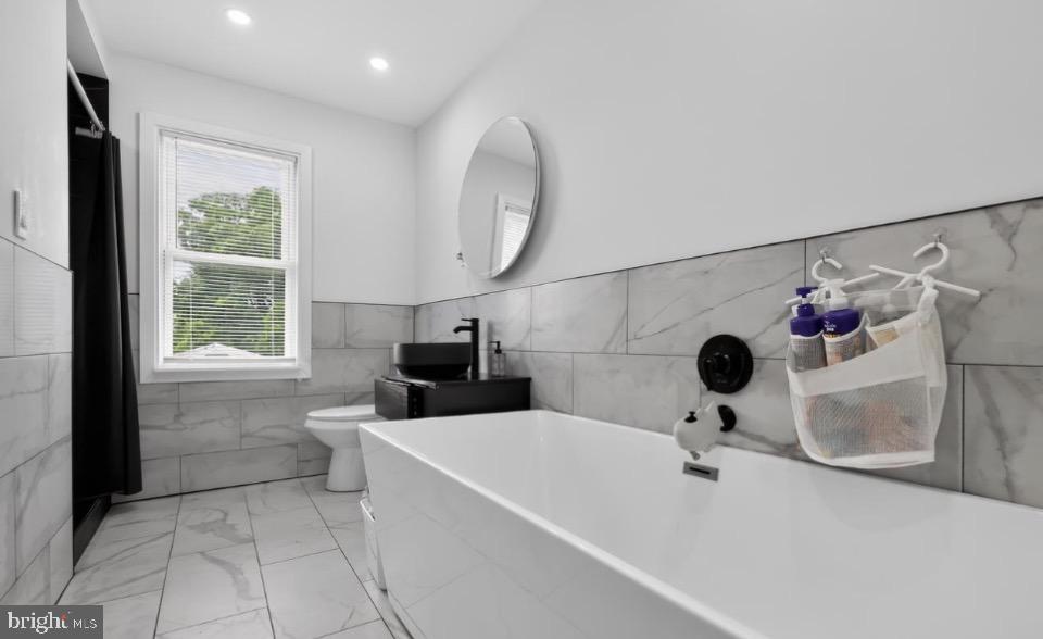 437 Sheridan Ave Property Photo 14