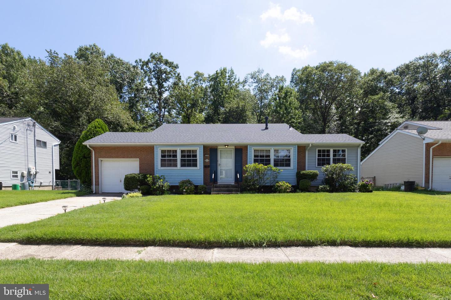 1290 Puritan Ave Property Photo 1