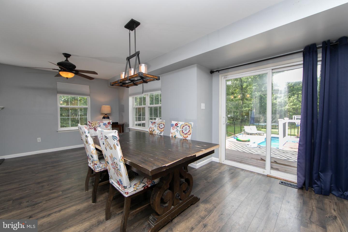 671 Lantern Way Property Photo 10
