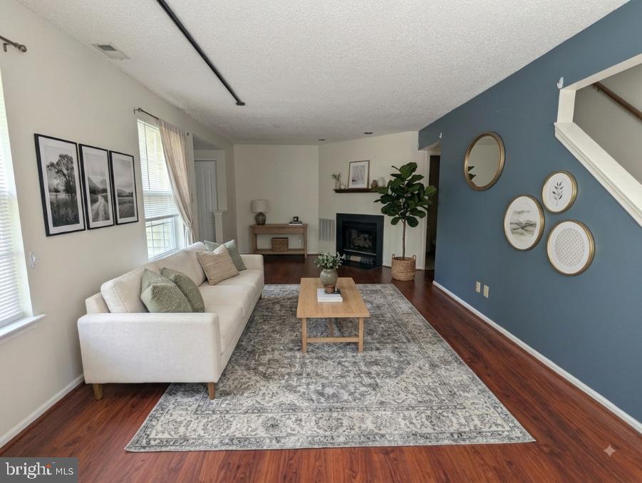 1402 Tristram Cir Property Photo 3