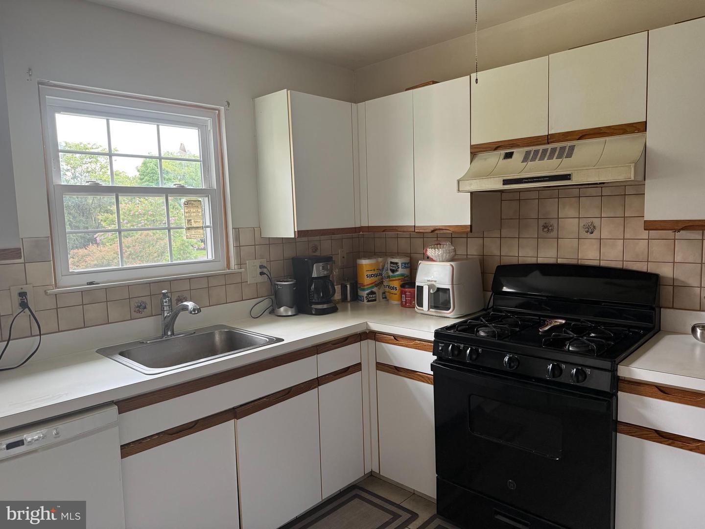 106 Steeplechase Ct Property Photo 8