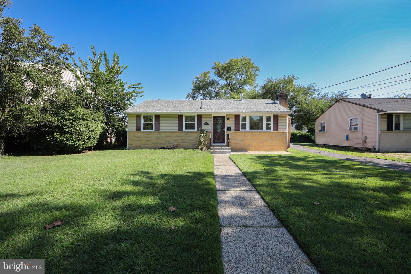 1205 Hessian Ave Property Photo 1