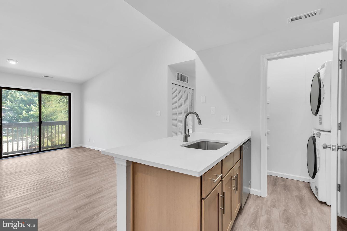 454 Durham Ct Property Photo 12