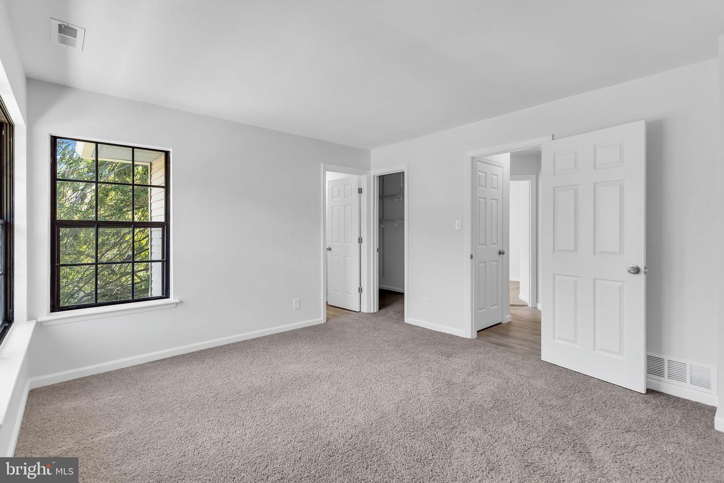 454 Durham Ct Property Photo 14
