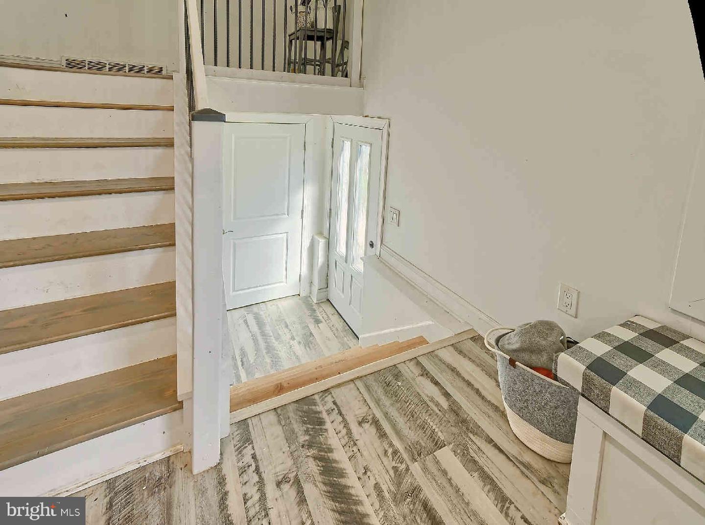 1222 Glen Ridge Dr Property Photo 4