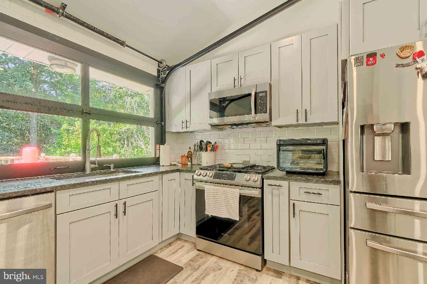 1222 Glen Ridge Dr Property Photo 10