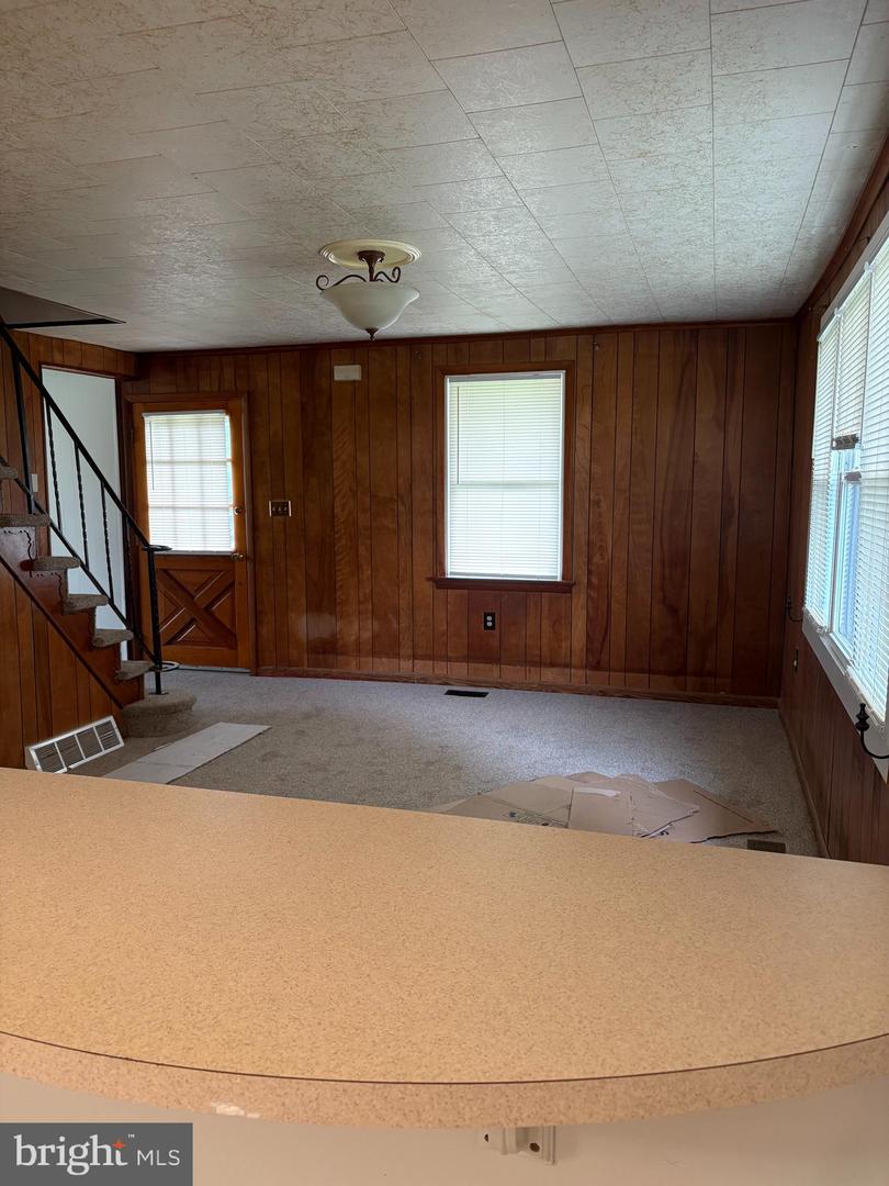 167 E Wolfert Station Rd Property Photo 7