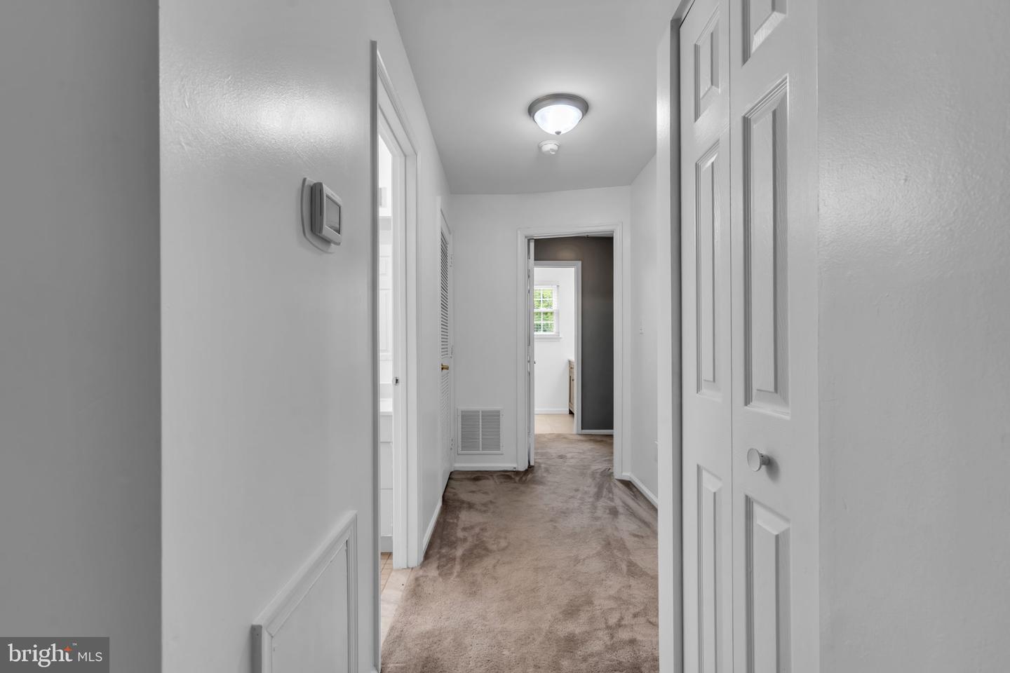 155 Steeplechase Ct Property Photo 10