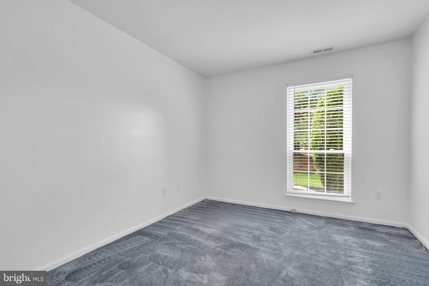 155 Steeplechase Ct Property Photo 14
